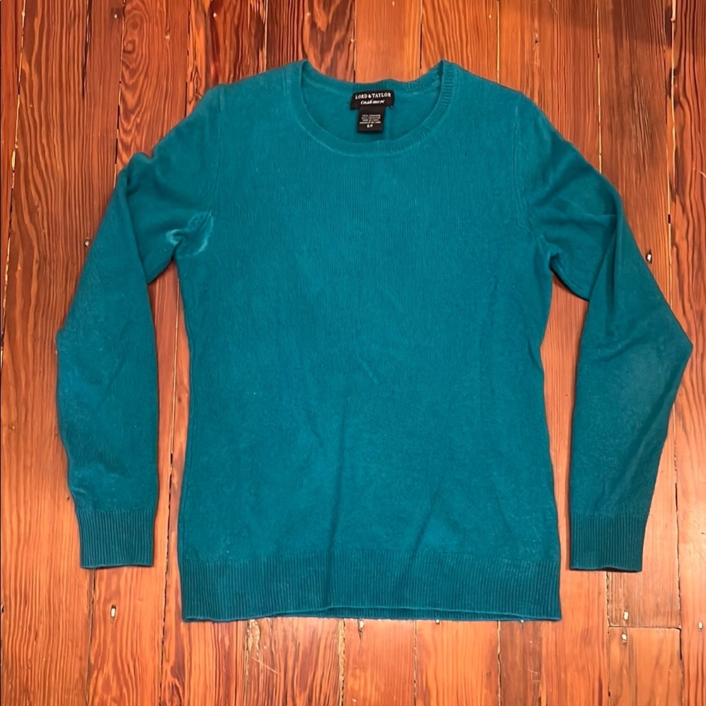 💎 Lord & Taylor 100% Cashmere Sweater – Teal 💎